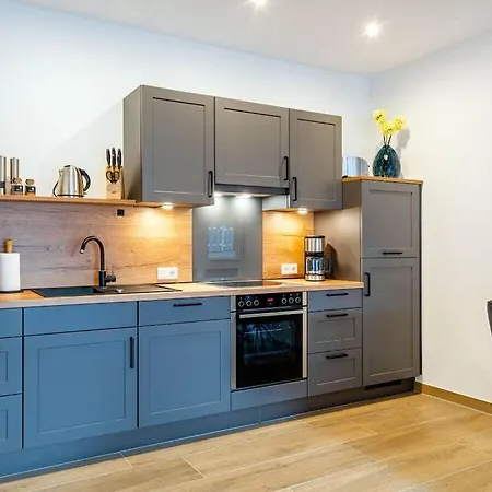 1-bedroom *